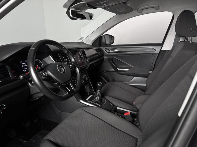 Volkswagen T-Roc image 4