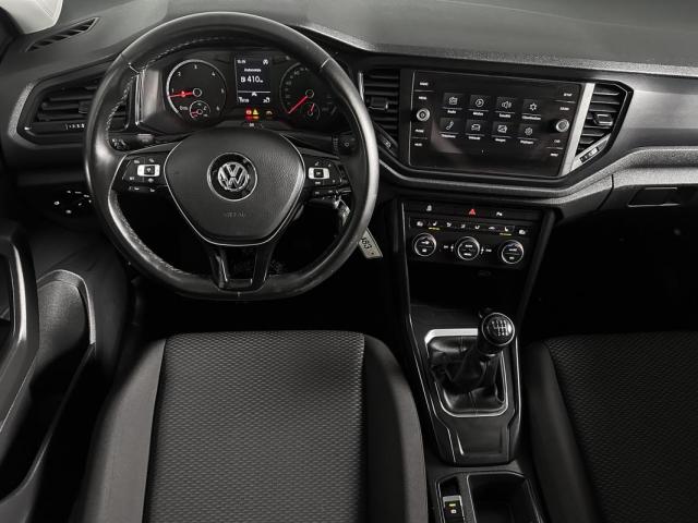 Volkswagen T-Roc image 8