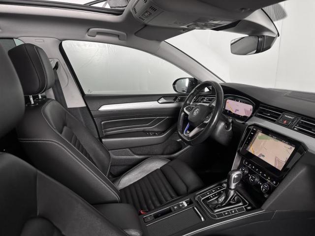 Volkswagen Passat image 3