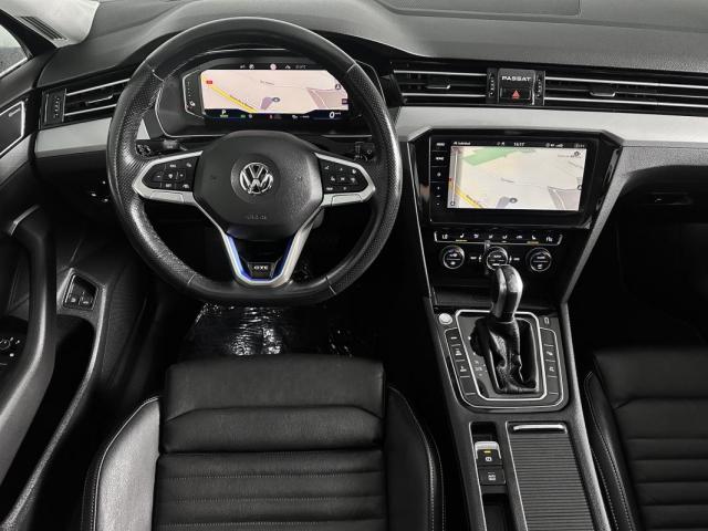 Volkswagen Passat image 6