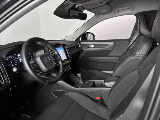 Volvo Xc40 image 3
