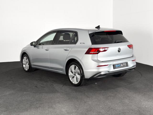 Volkswagen Golf image 6