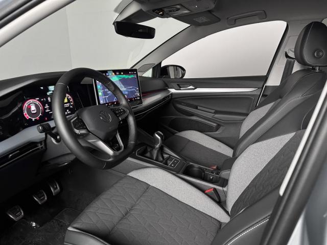 Volkswagen Golf image 5