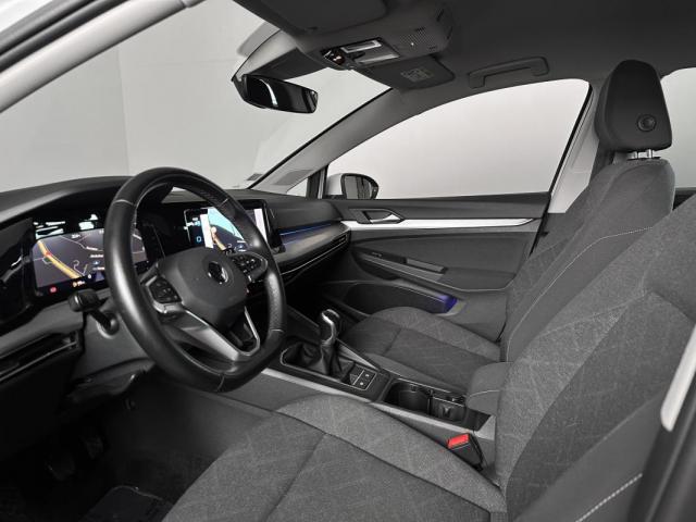 Volkswagen Golf image 9