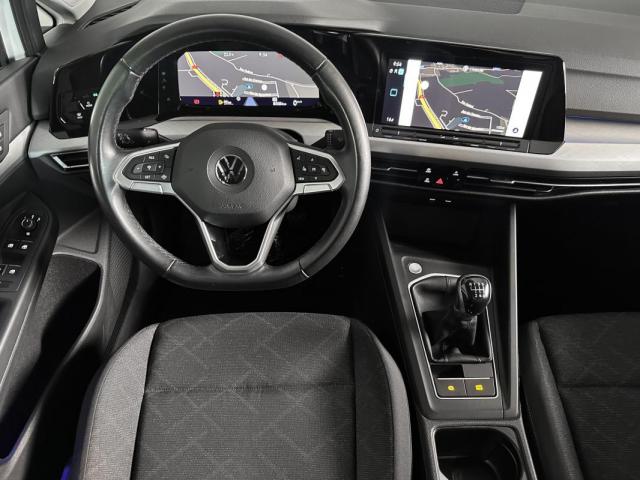 Volkswagen Golf image 6
