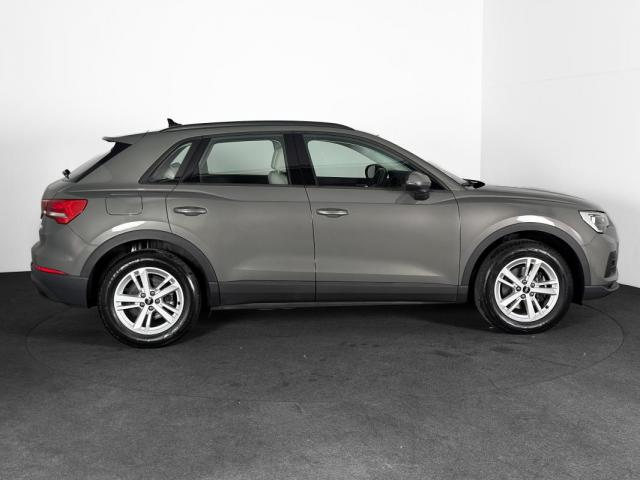 Audi Q3 image 2