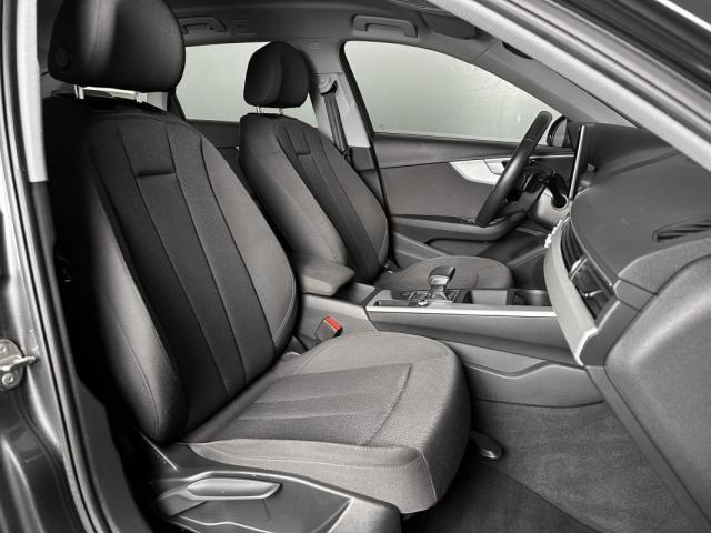 Audi A4 image 2