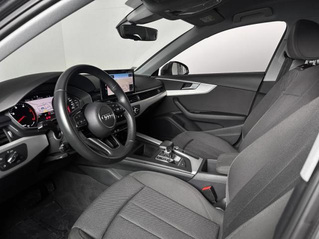 Audi A4 image 9