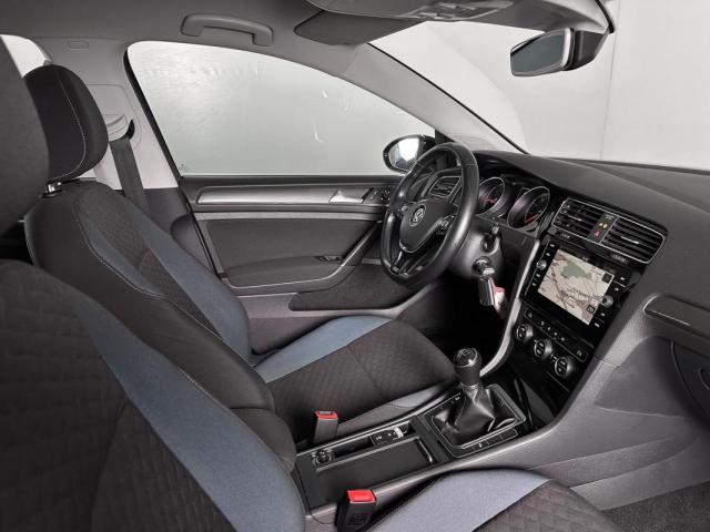 Volkswagen Golf image 1