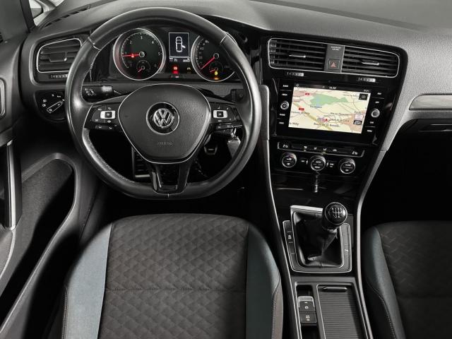 Volkswagen Golf image 3