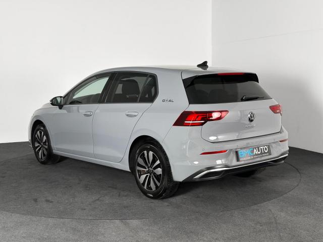 Volkswagen Golf image 4