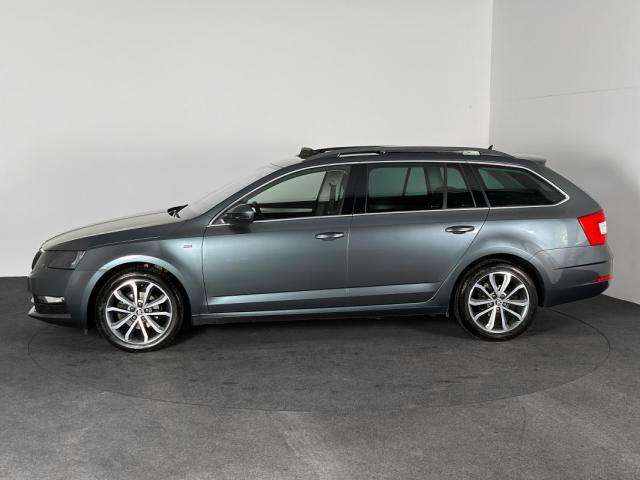 Skoda Octavia image 5