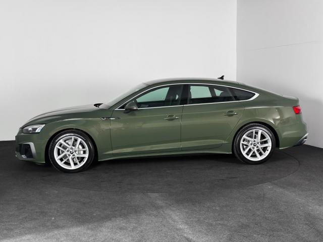 Audi A5 image 2