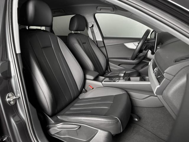 Audi A4 image 2