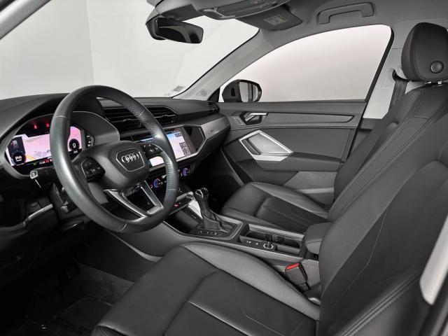Audi Q3 image 1