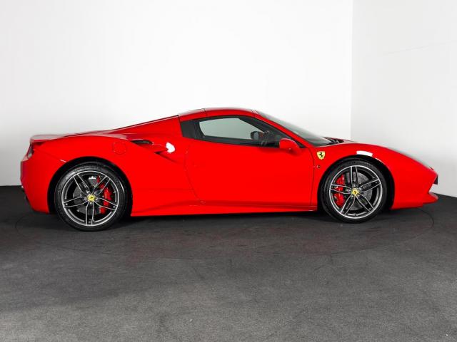 Ferrari 488 image 6