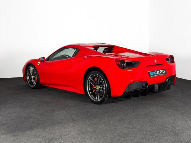 Ferrari 488 image 1