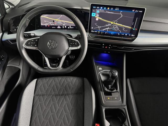 Volkswagen Golf image 2