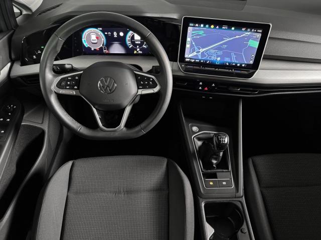Volkswagen Golf image 4