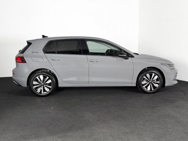 Volkswagen Golf image 7