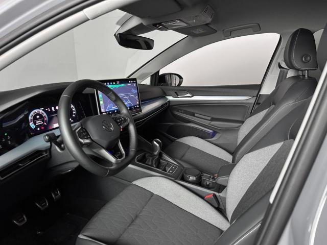 Volkswagen Golf image 6