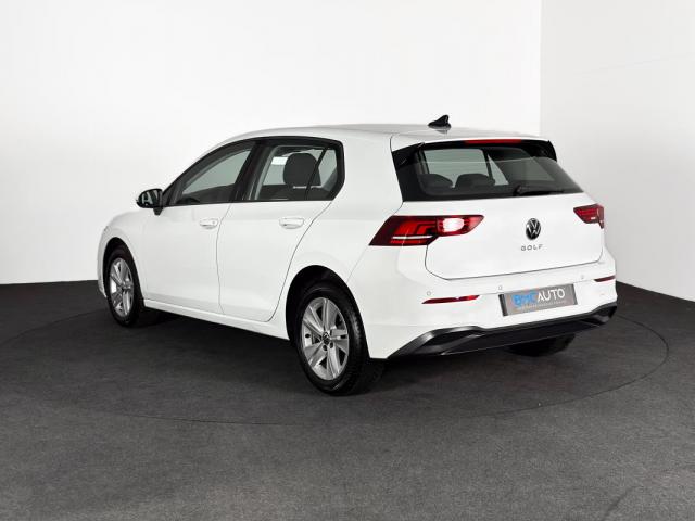 Volkswagen Golf image 9