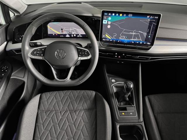 Volkswagen Golf image 1