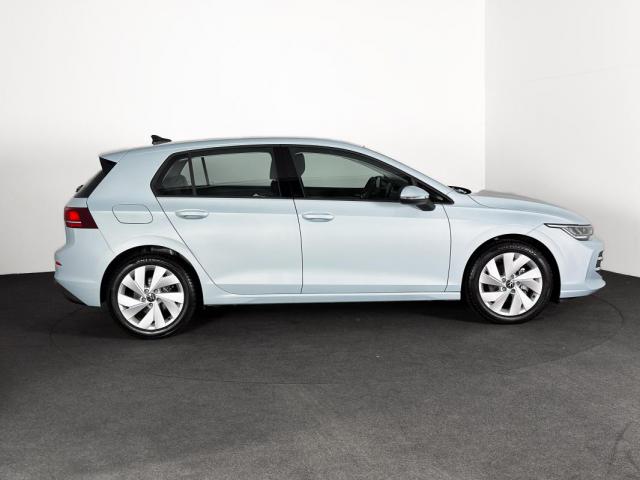 Volkswagen Golf image 4