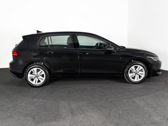 Volkswagen Golf image 6