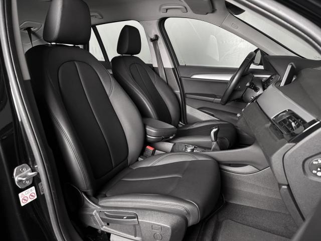 Bmw X1 image 8