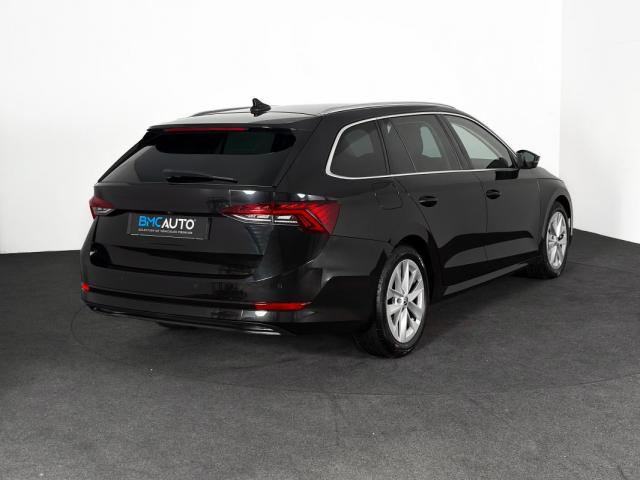 Skoda Octavia image 6