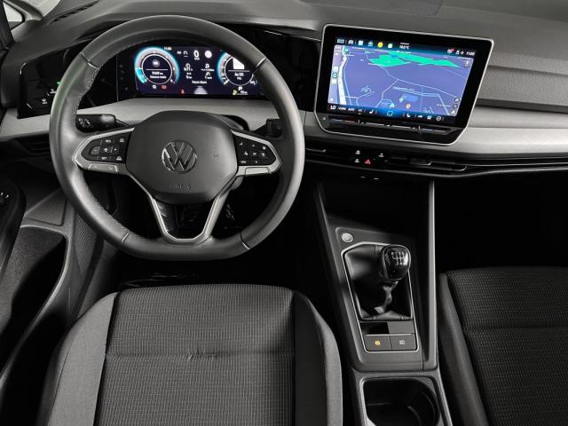 Volkswagen Golf image 2
