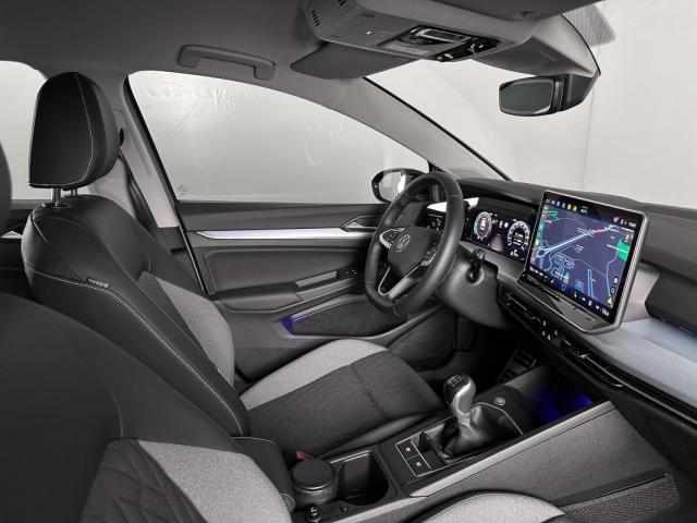 Volkswagen Golf image 6
