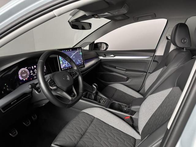 Volkswagen Golf image 3