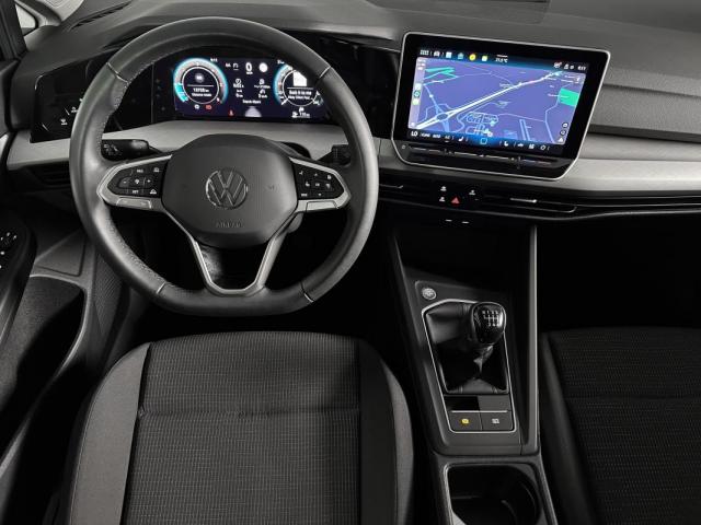 Volkswagen Golf image 1
