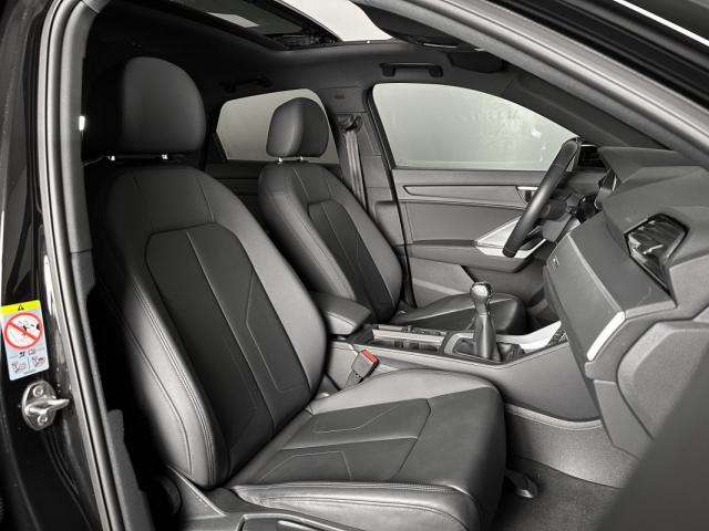 Audi Q3 image 1