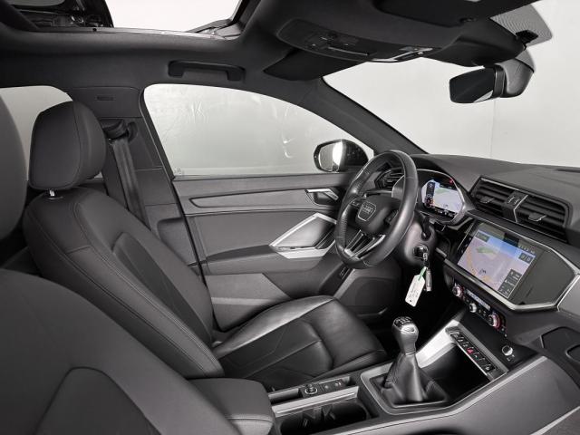 Audi Q3 image 6