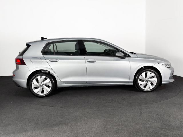 Volkswagen Golf image 4