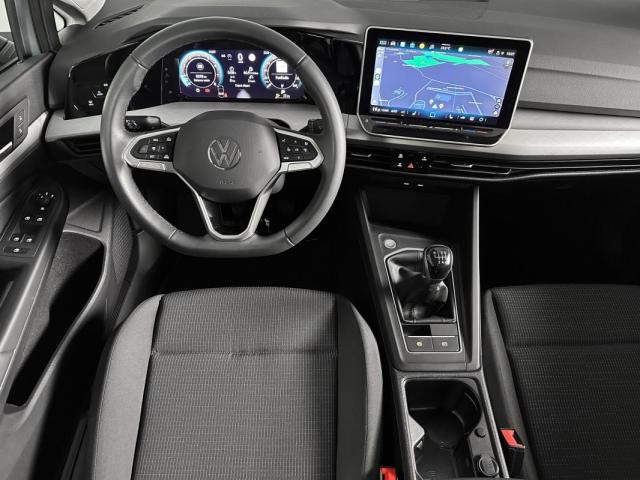 Volkswagen Golf image 3