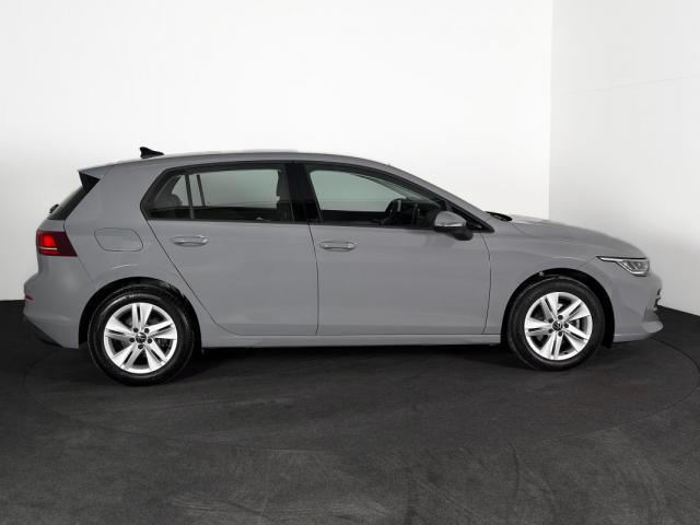 Volkswagen Golf image 9