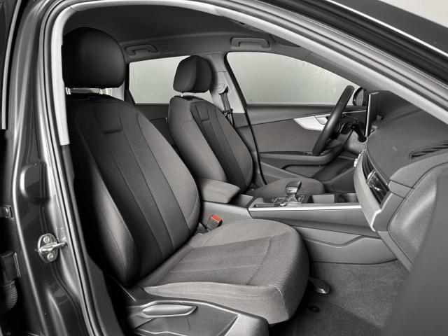 Audi A4 image 3