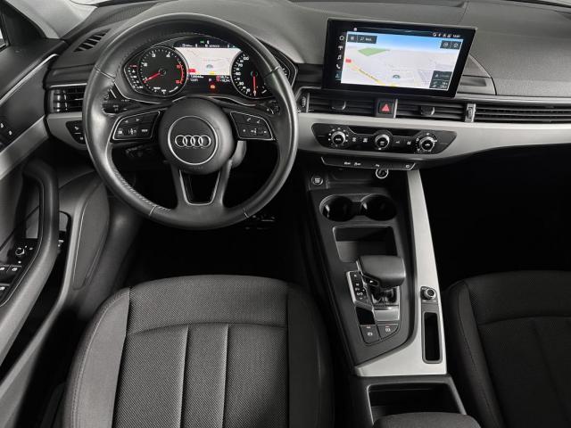 Audi A4 image 4