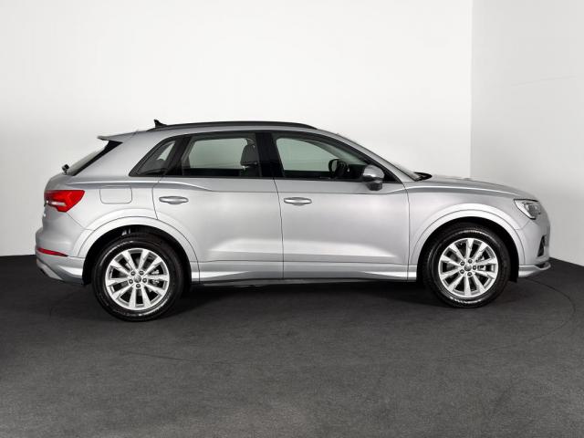 Audi Q3 image 3