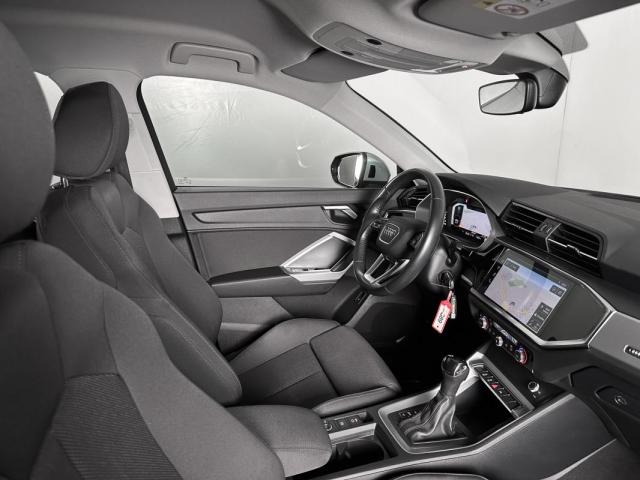 Audi Q3 image 1