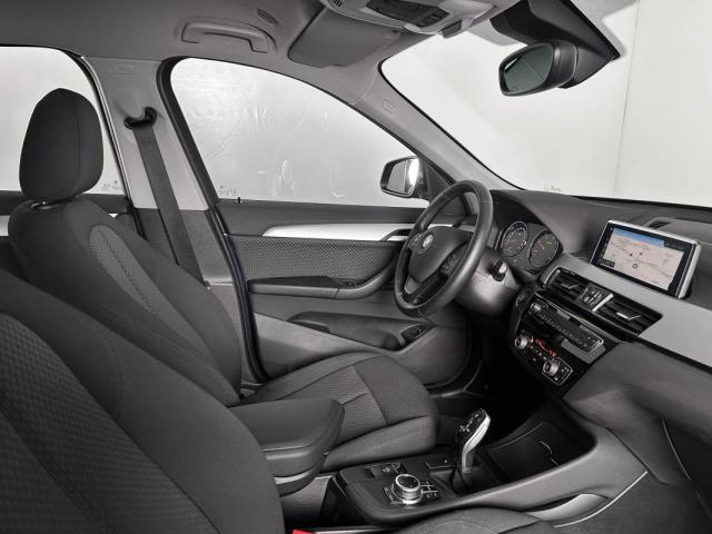 Bmw X1 image 9