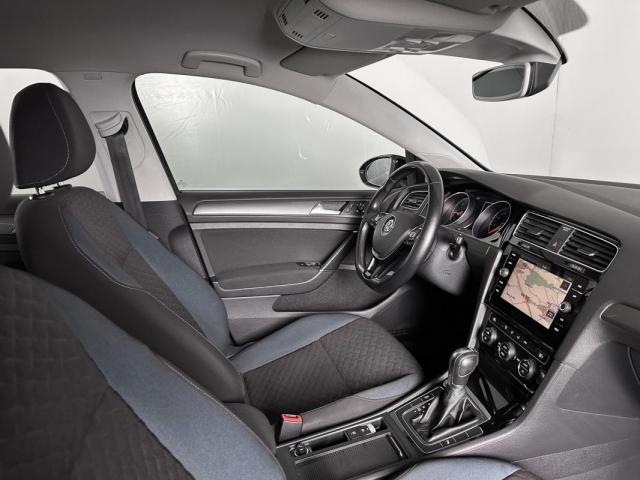 Volkswagen Golf image 3