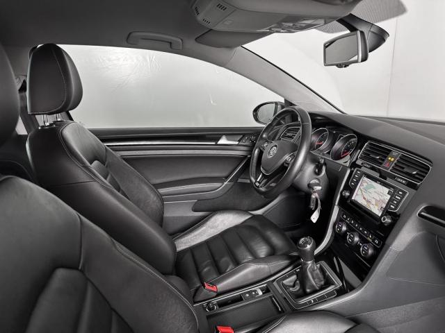 Volkswagen Golf image 4