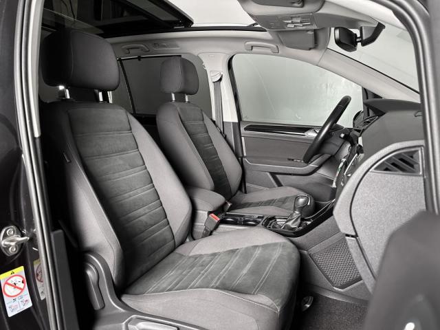 Volkswagen Touran image 1