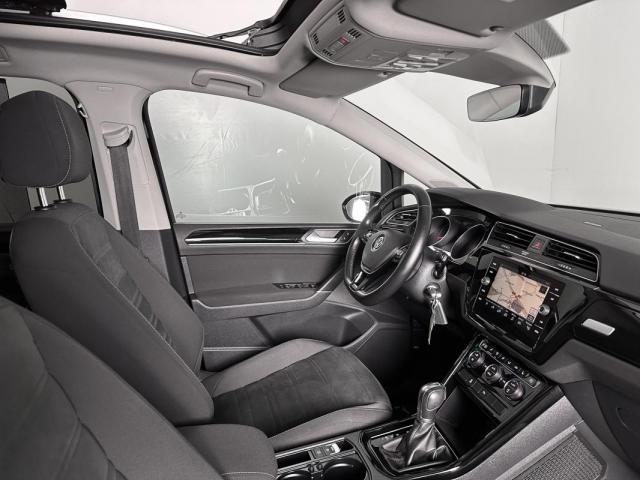 Volkswagen Touran image 5