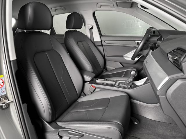 Audi Q3 image 8
